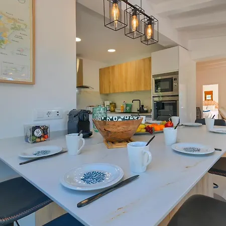 Villa Lomas Verdes By Aguilarent *