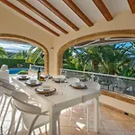 Villa Lomas Verdes By Aguilarent *